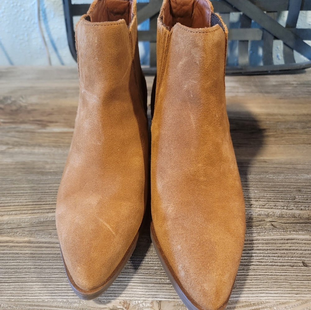 Portland leather patina